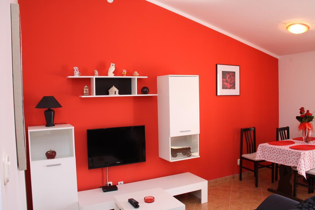 Apartment Drenovica Pula Chambre photo